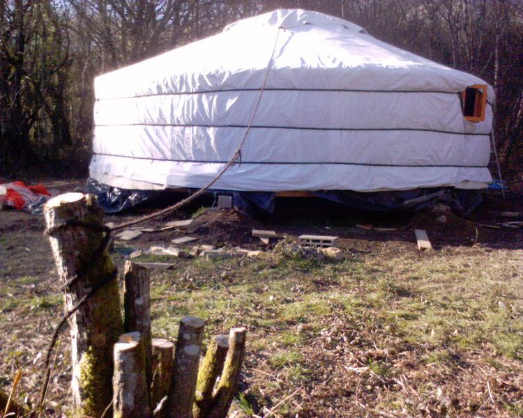 Fichier:Yourte-montage-14.jpg